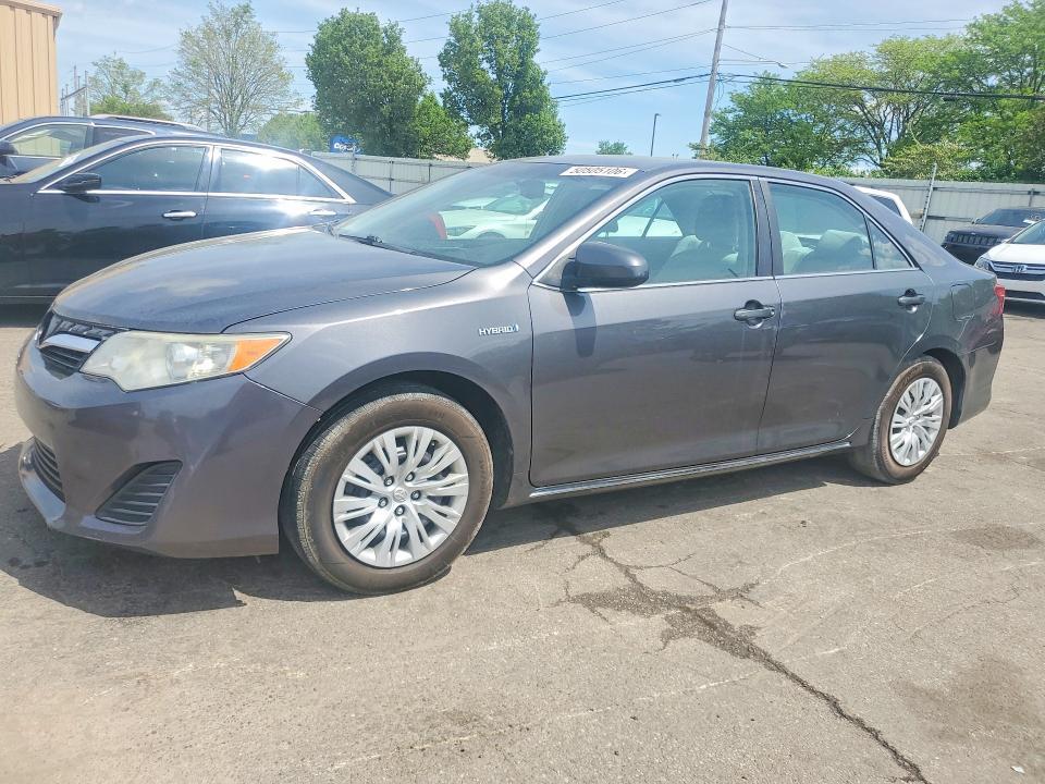 2013 Toyota Camry Hybrid le