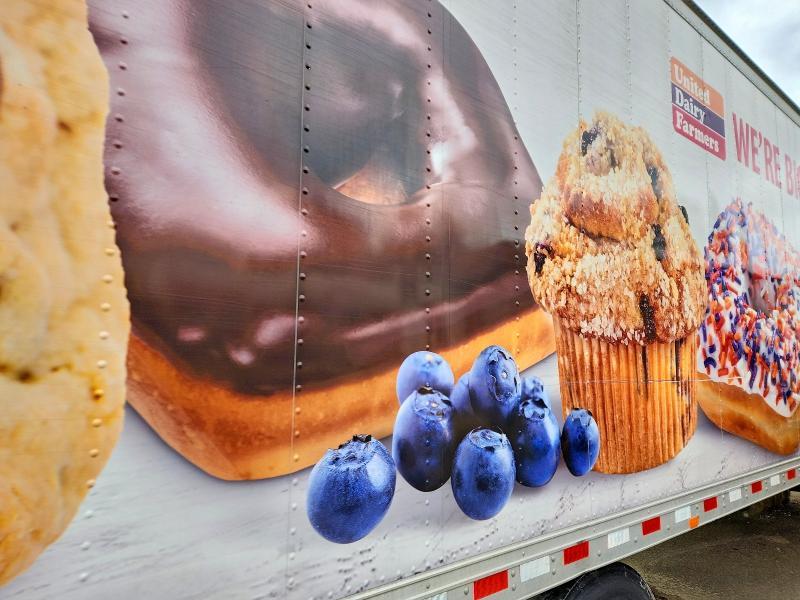 2022 Freigliner 2022 Freightliner Business Class M2 Refrigerated B