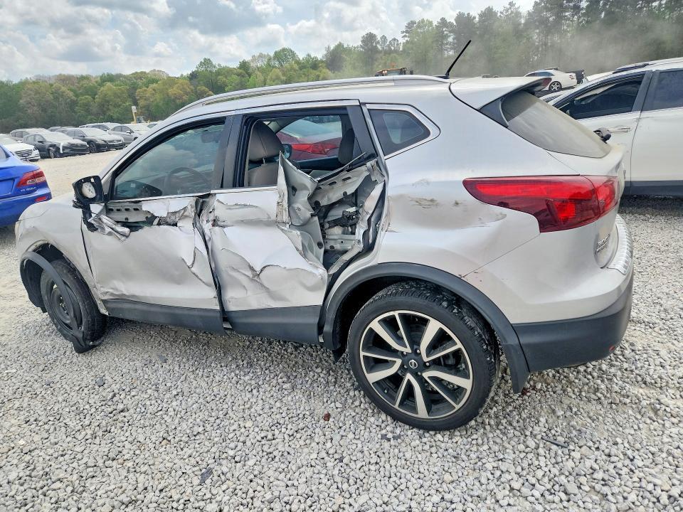 2018 Nissan Rogue Sport sl