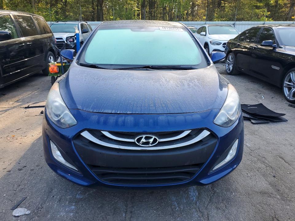 2013 Hyundai Elantra gt Base