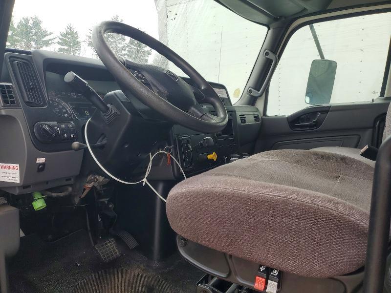 2020 International MV607 BOX Truck