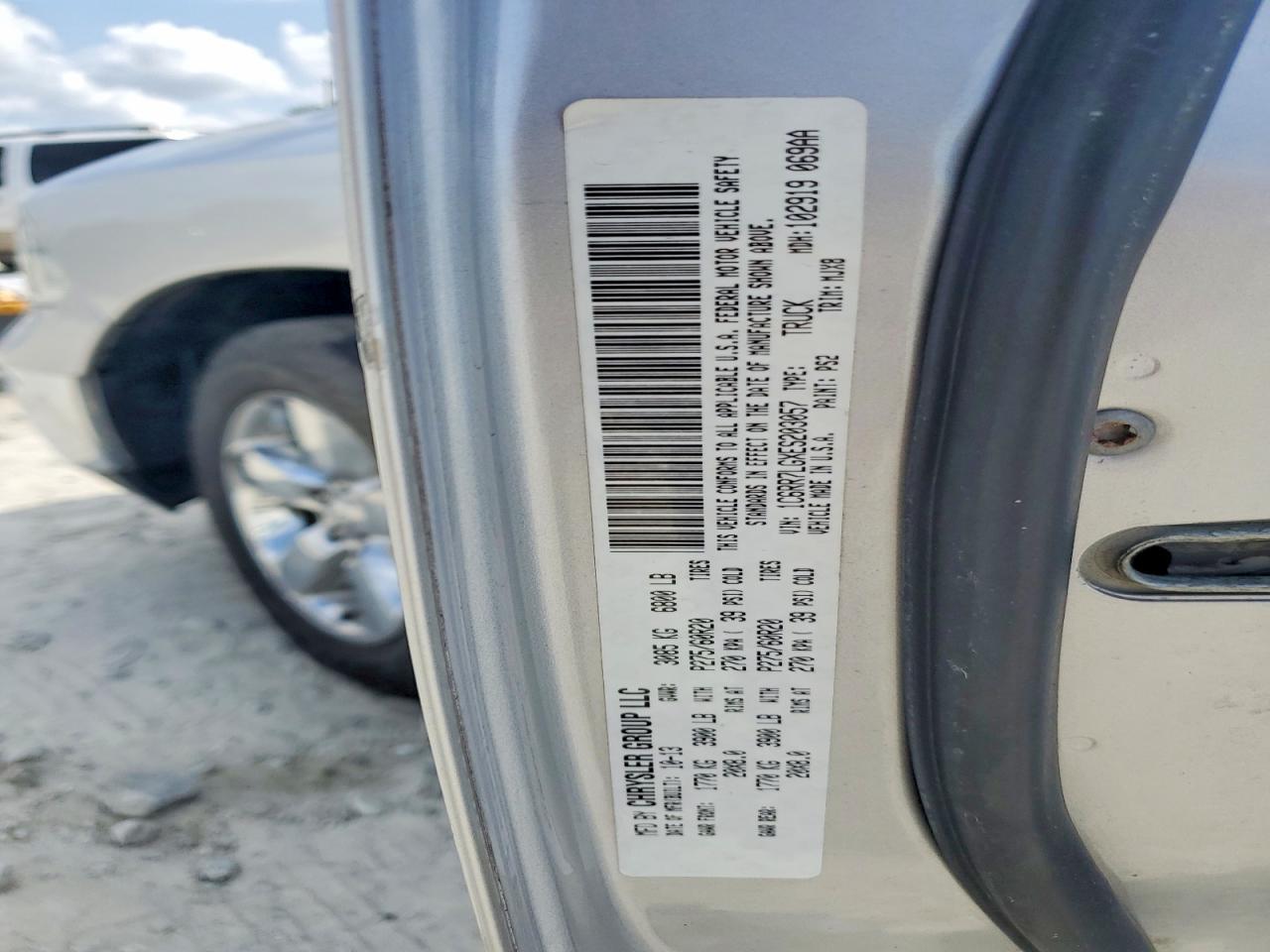 2014 Dodge RAM 1500 SLT