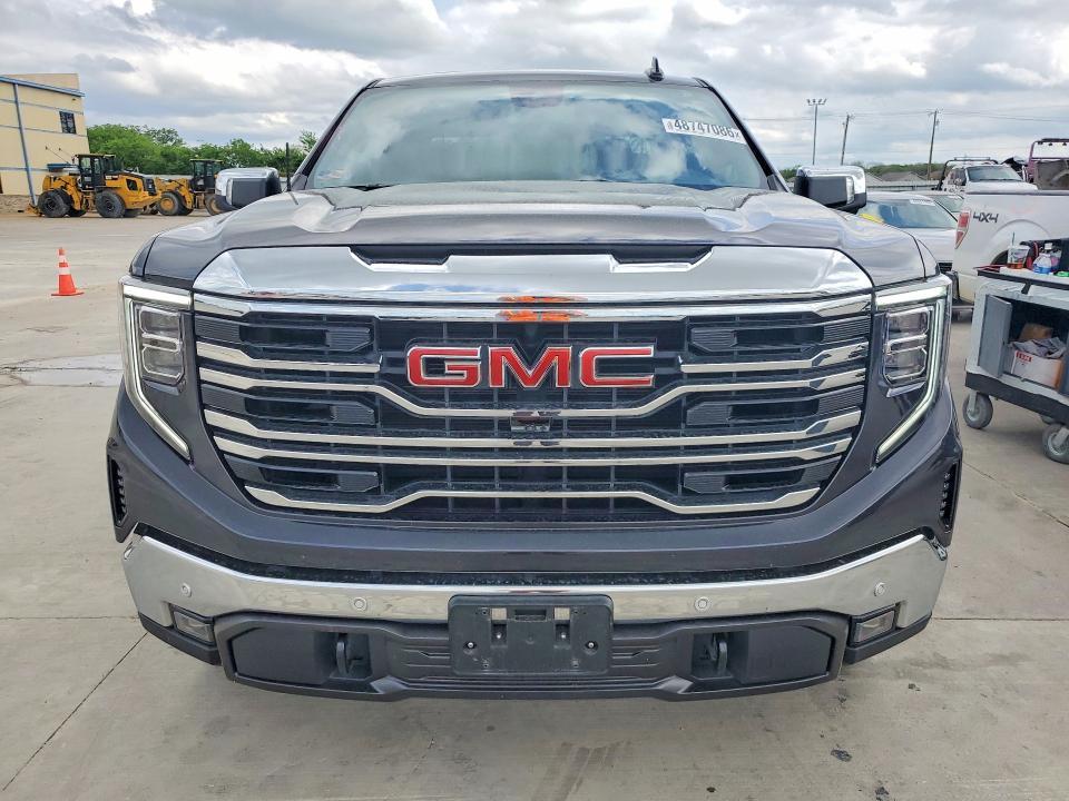 2024 GMC Sierra K1500 SLT