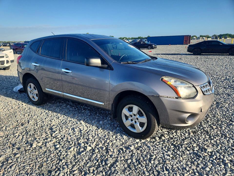 2015 Niss Rogue 4D 4WD