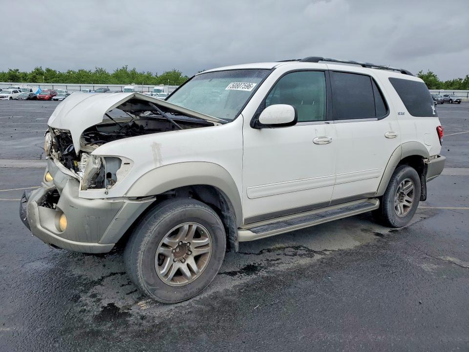 2004 Toyota Sequoia SR5
