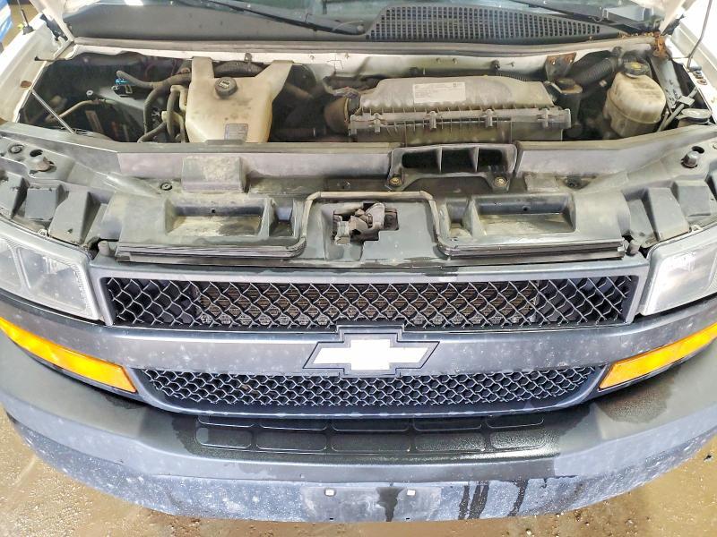 2018 Chev Express 2500