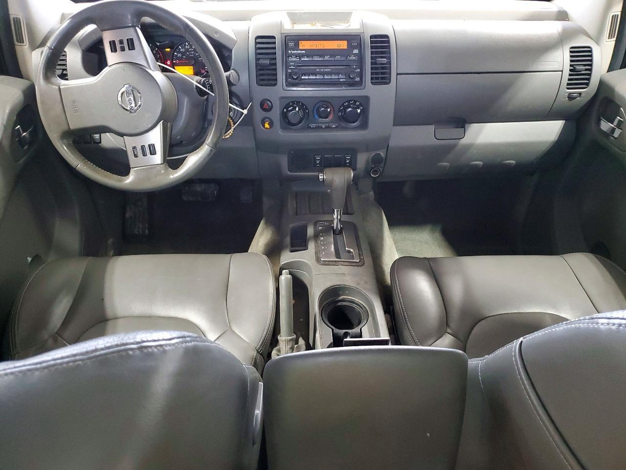 2005 Nissan Frontier SE