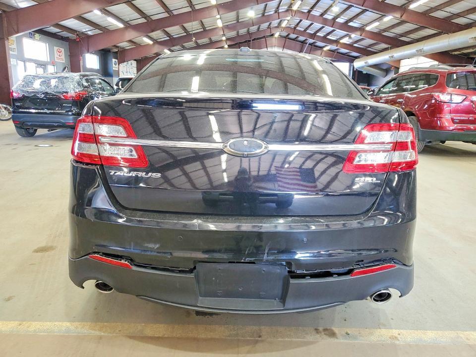 2016 Ford Taurus sel