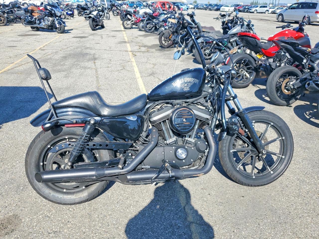 2016 Harley-Davidson XL883 Iron 883