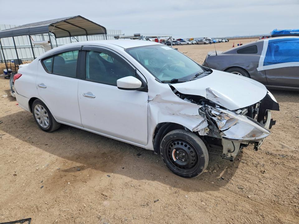 2016 Nissan Versa 1.6 sv