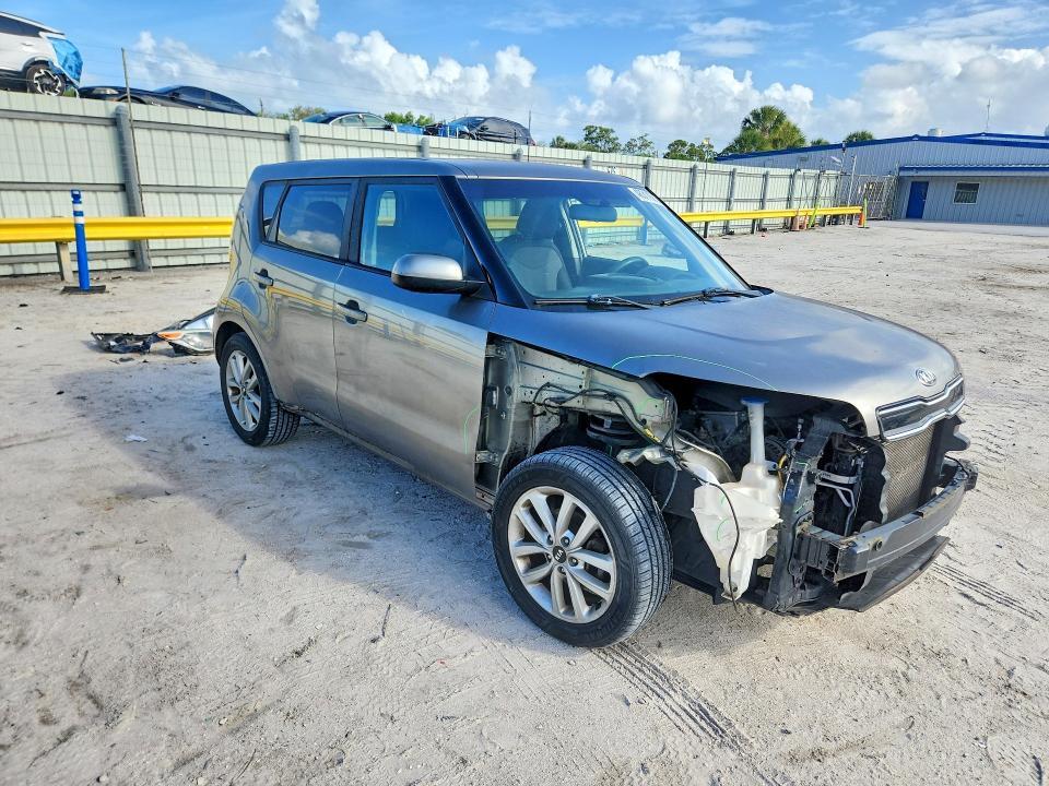 2018 KIA Soul +
