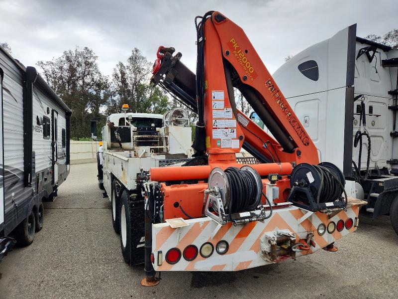 2011 International 7000 7400