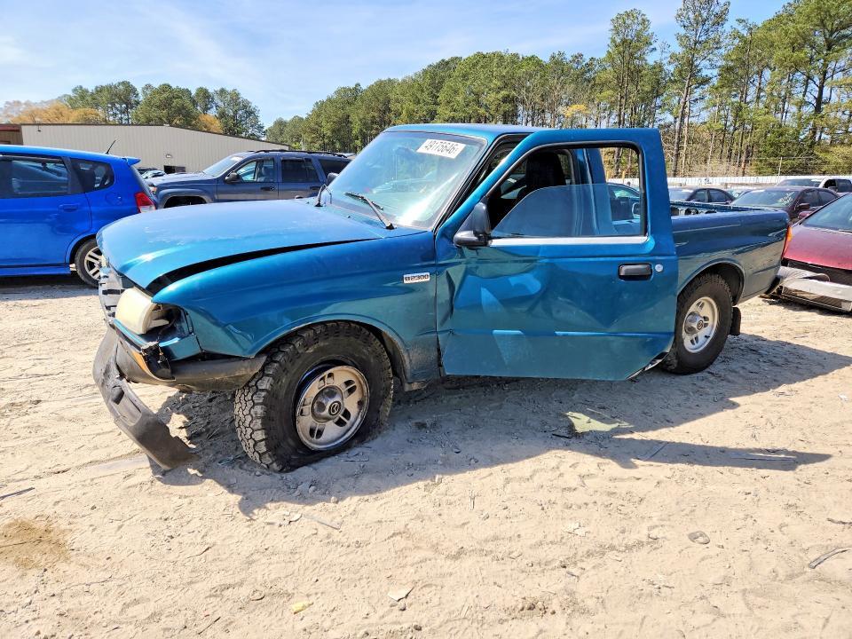 2004 Mazda B2300