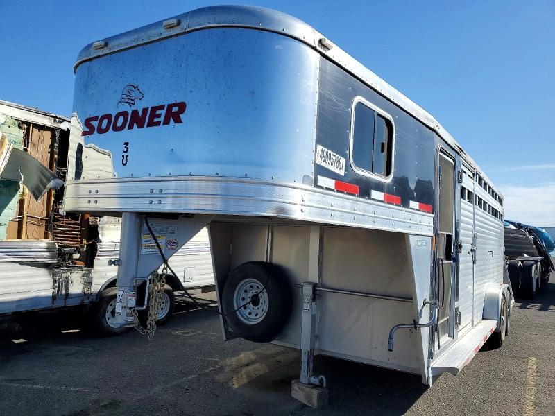 2015 Sooner Horse Trailer