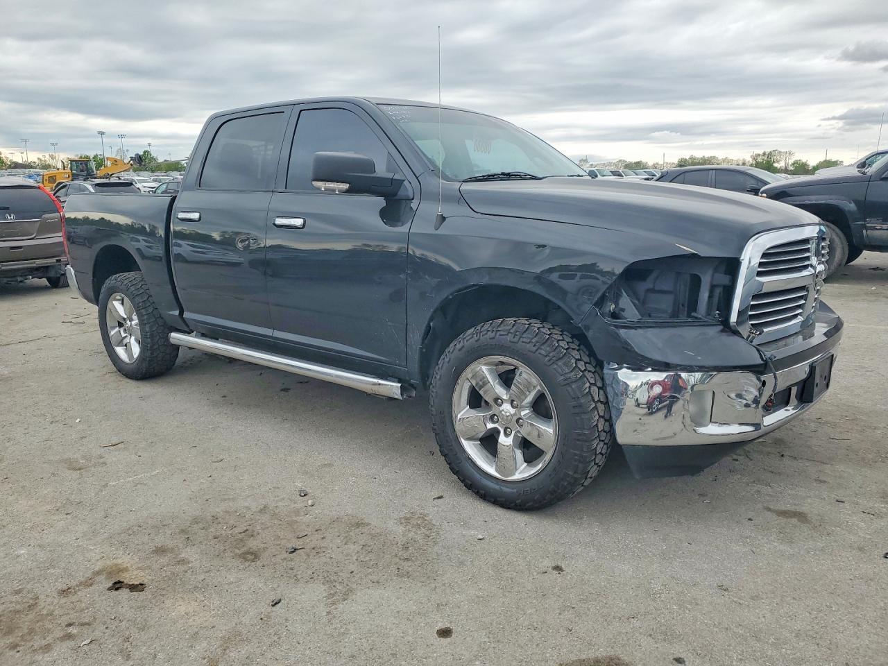 2017 Dodge RAM 1500 SLT
