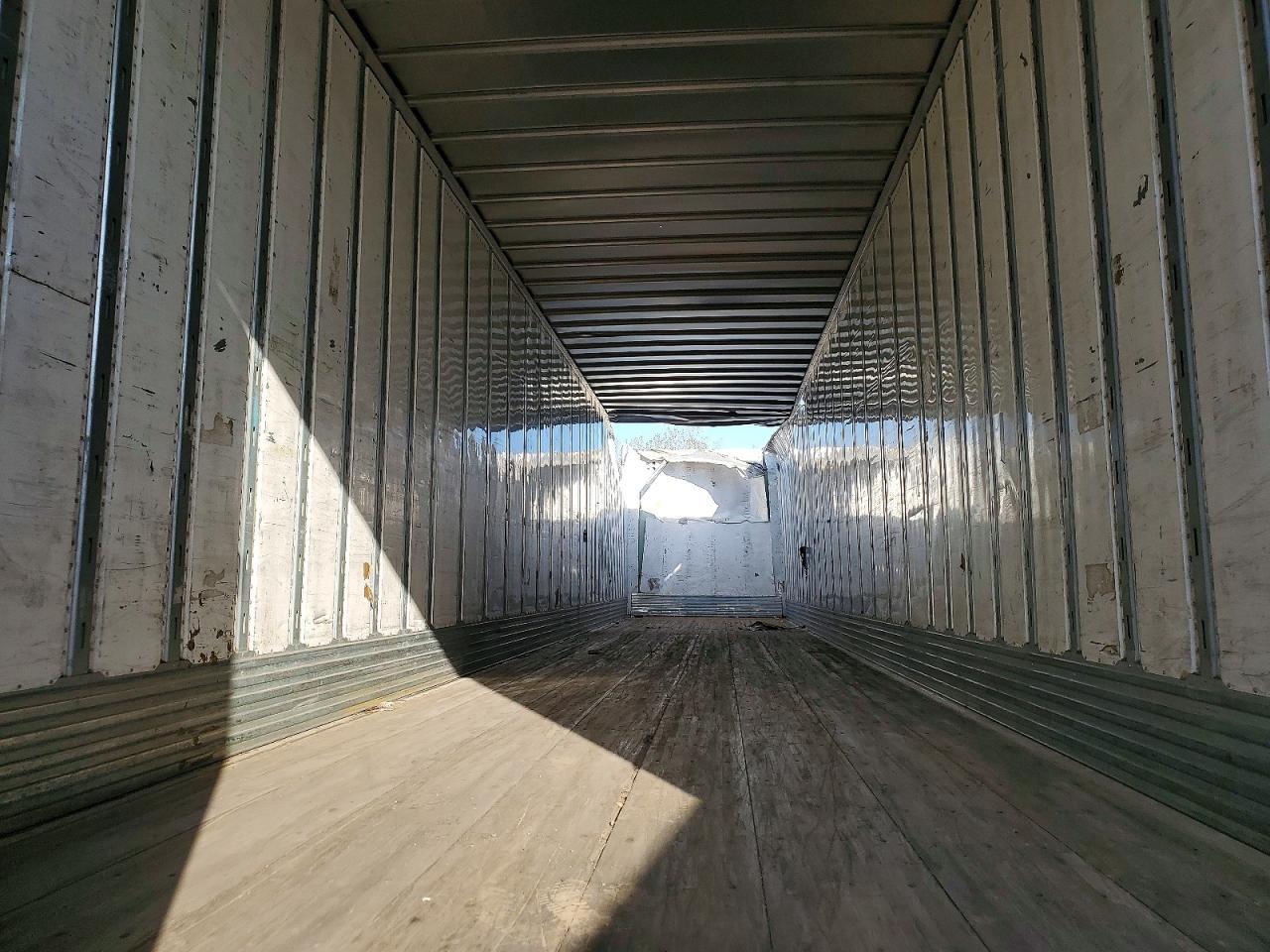 2020 Utility VS2DX DRY Van Trailer