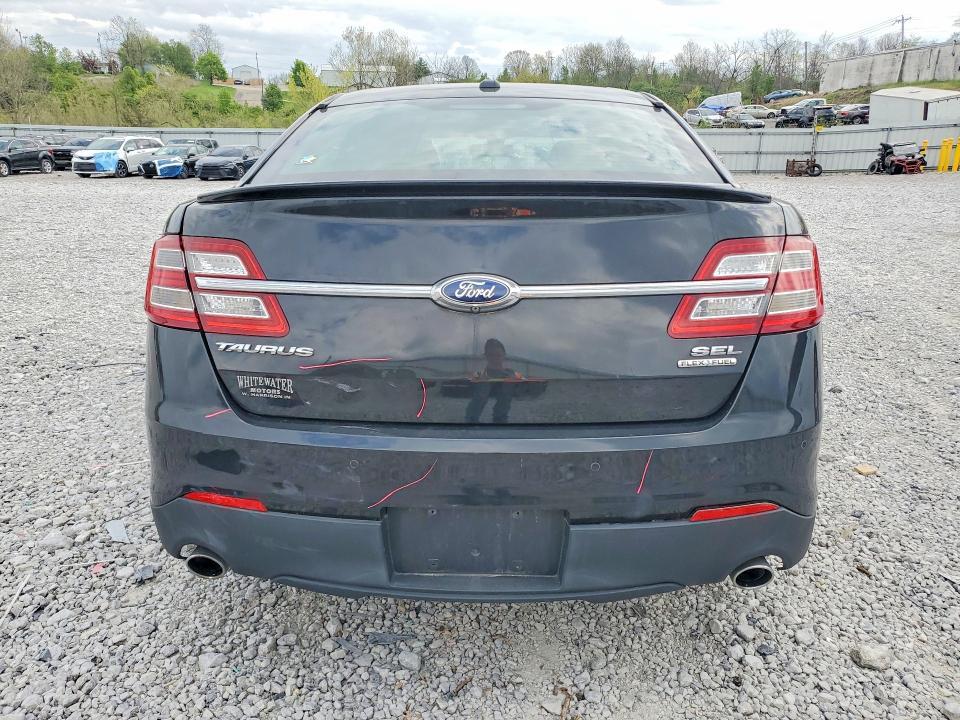 2015 Ford Taurus sel
