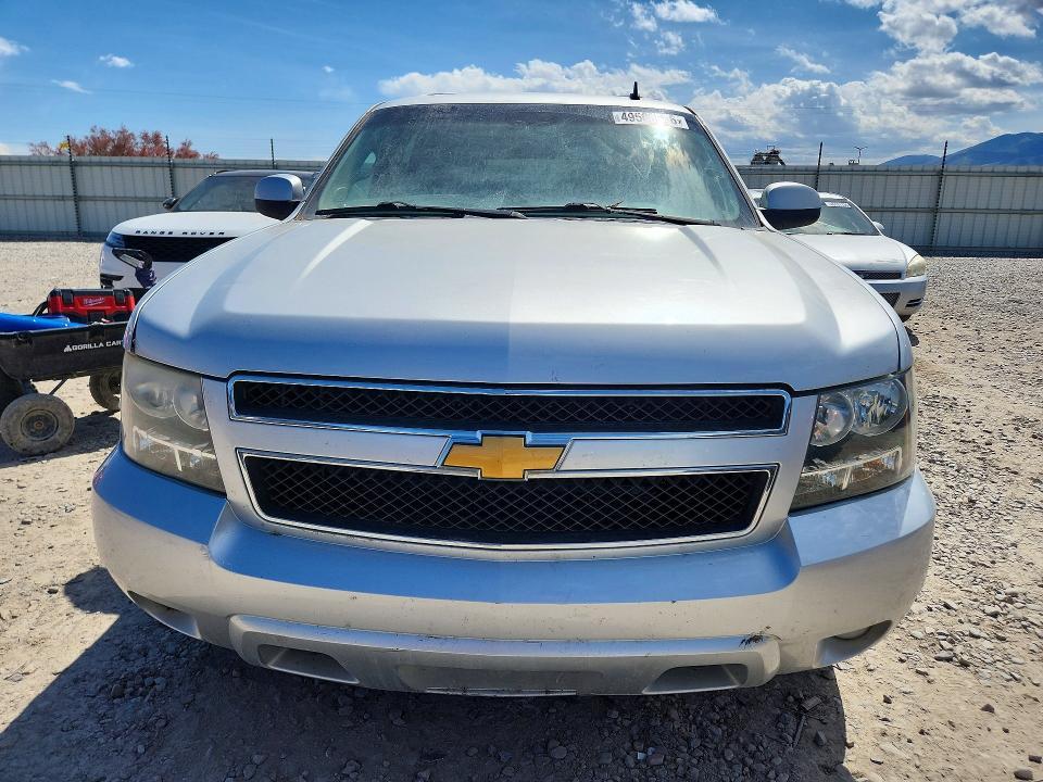2014 Chevrolet Suburban K1500 lt