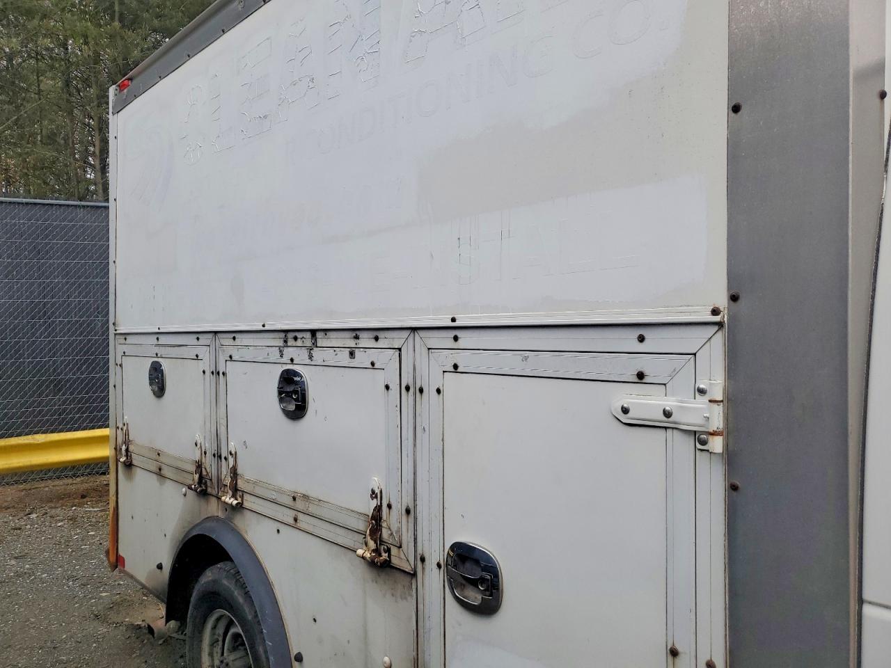 2010 Ford E350 CUT S