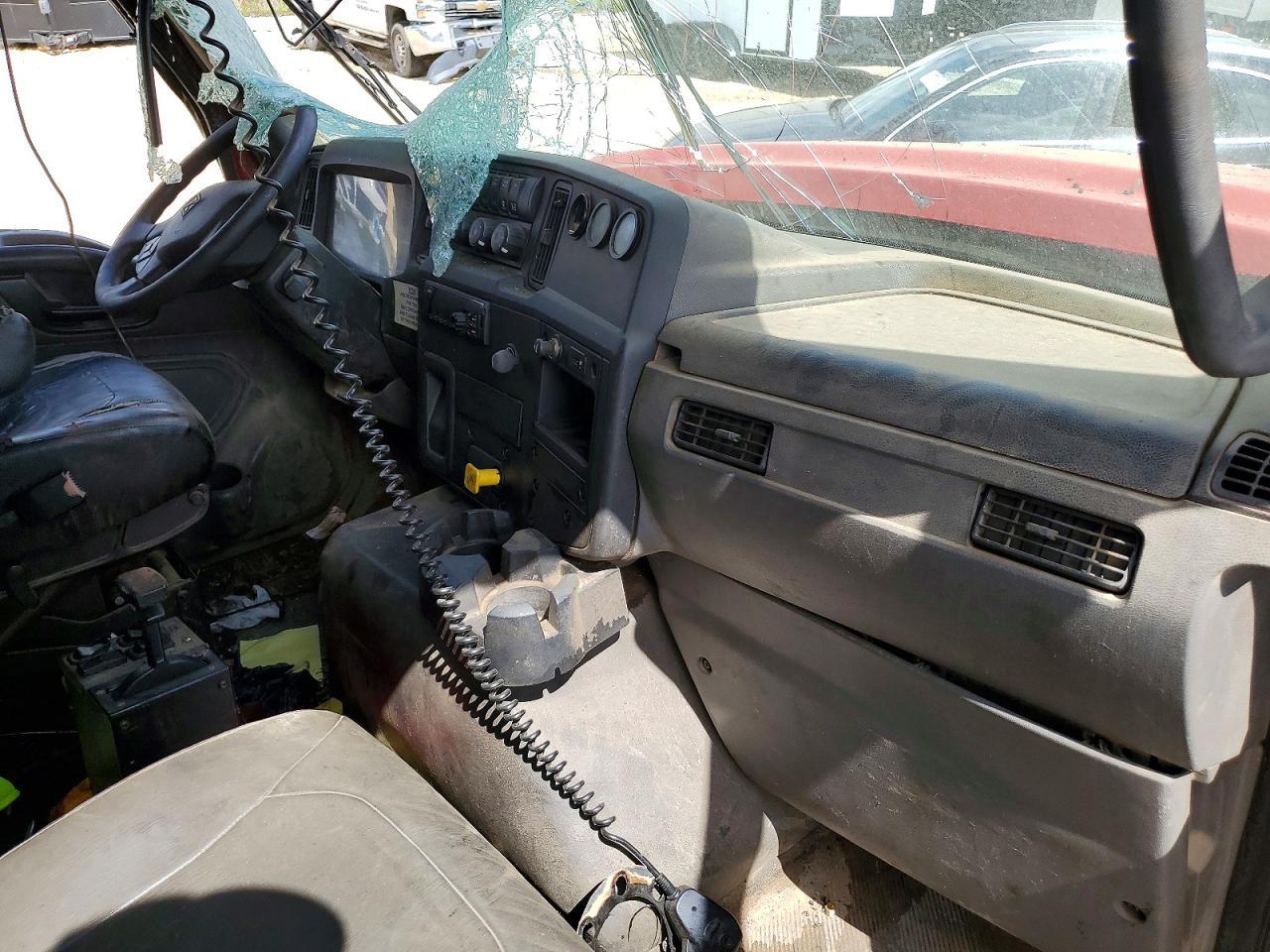 2019 International HV613 Dump Truck