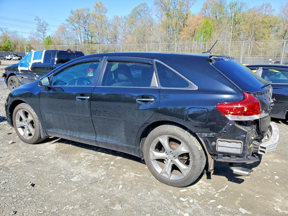 2010 Toyota Venza awd V6
