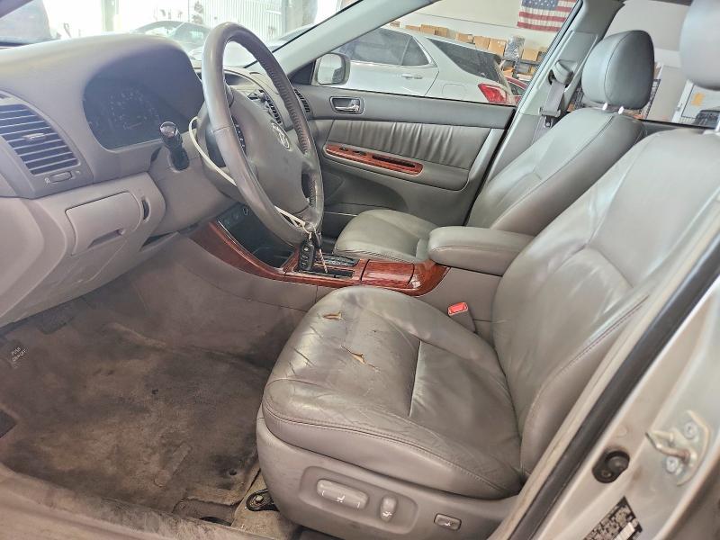 2004 Toyota Camry xle