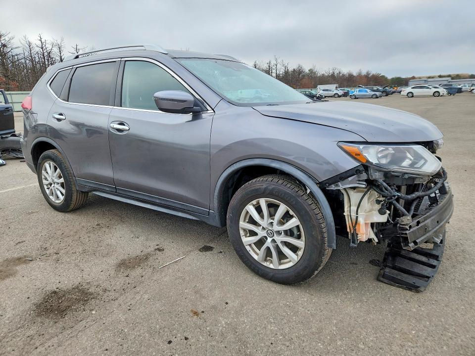 2019 Nissan Rogue sv