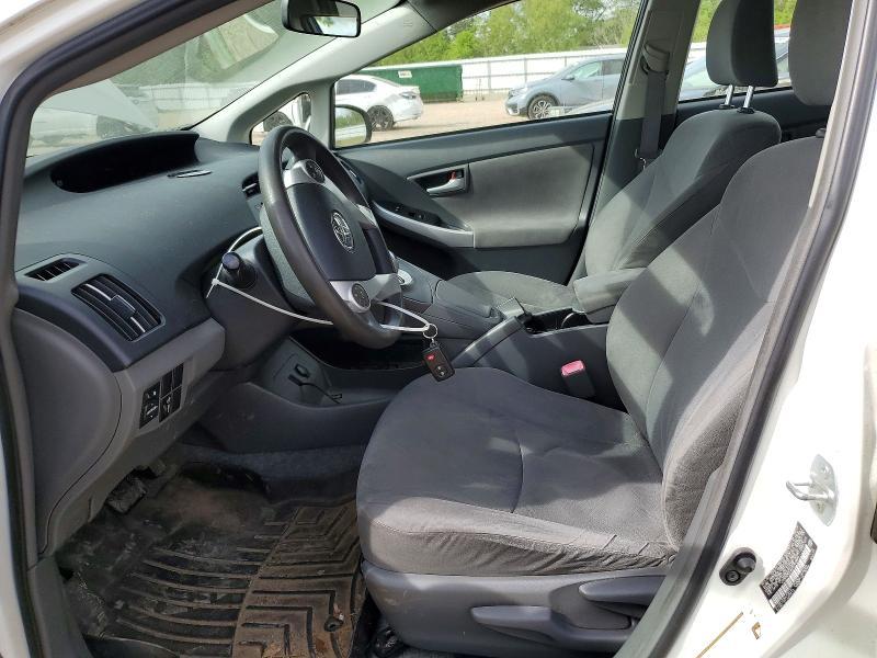 2010 Toyota Prius ii