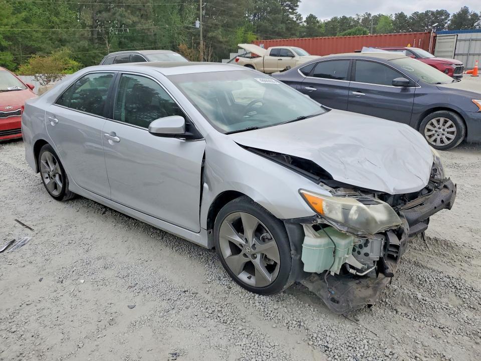2014 Toyota Camry se V6
