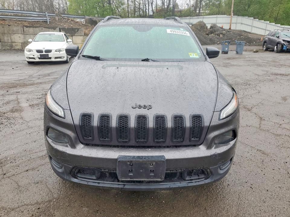 2017 Jeep Cherokee Sport