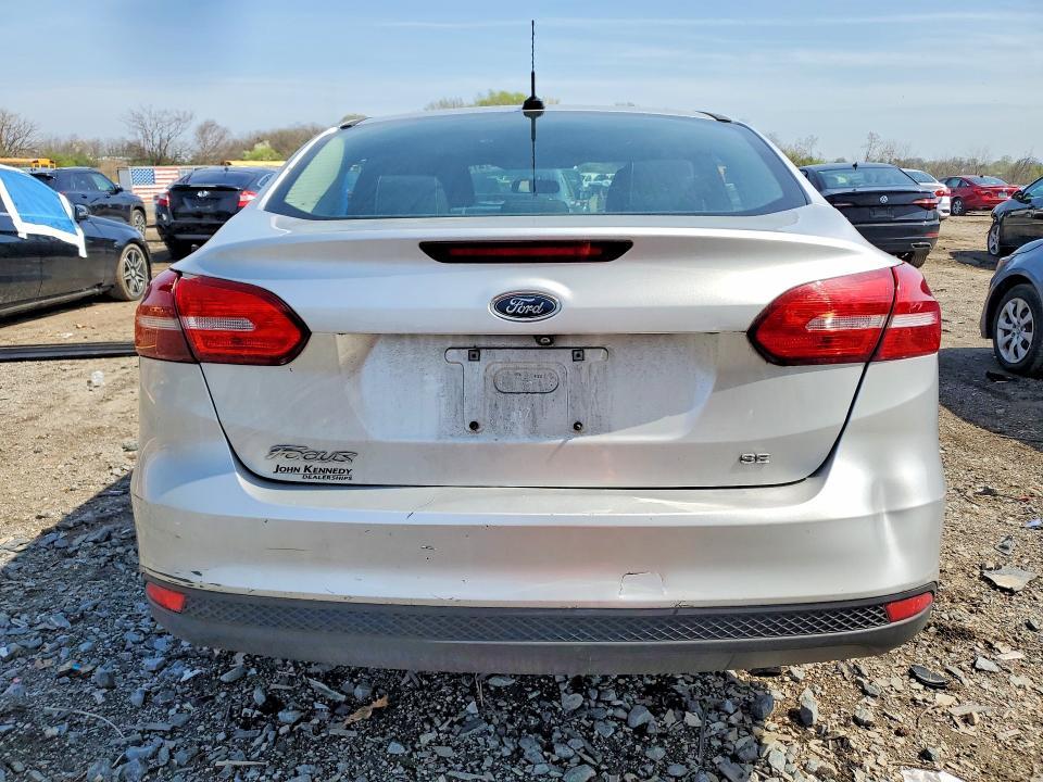 2017 Ford Focus se