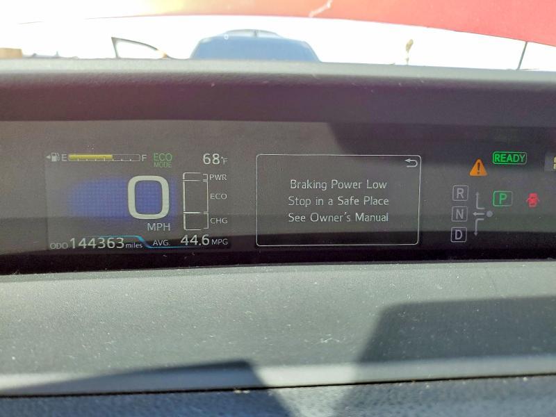 2016 Toyota Prius Three