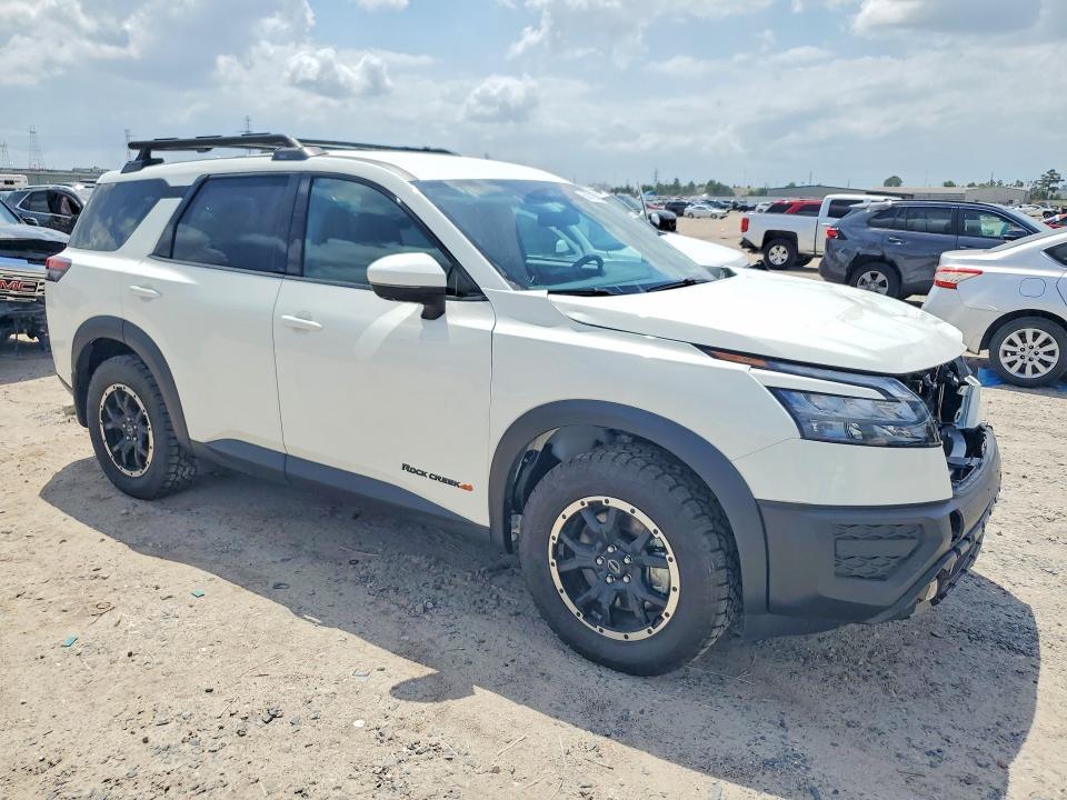 2025 Nissan Pathfinder Rock Creek