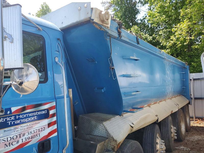 2013 Mack Gu713 Dump Truck