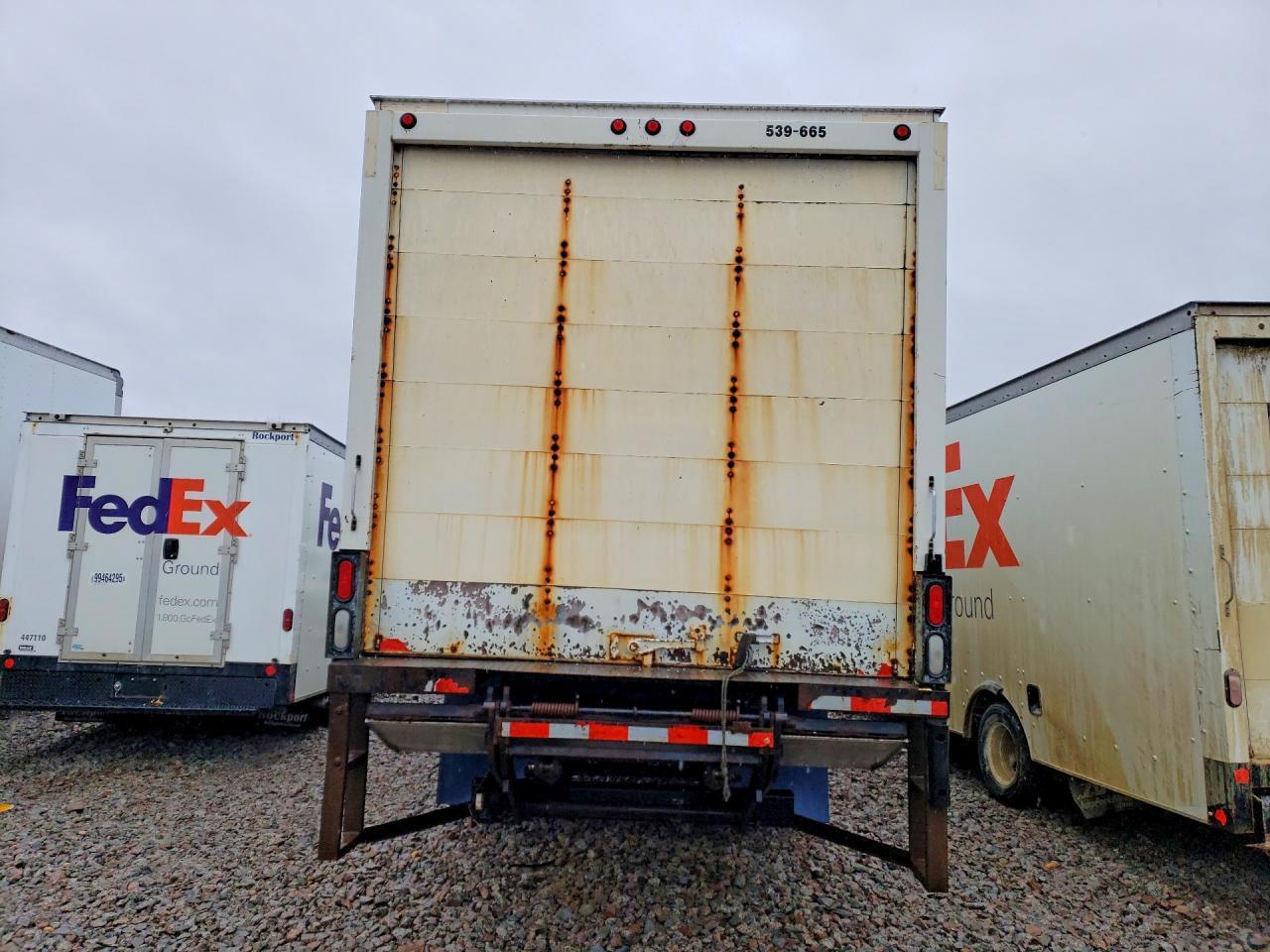 2009 Kenworth Constructi-BOX Truck