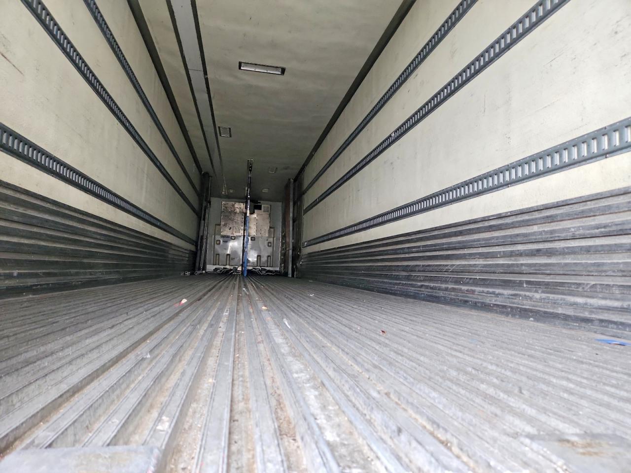 2015 Utility VS2RA Refrigerated Van Trailer