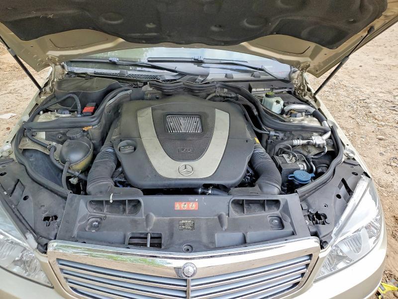 2011 Mercedes-Benz C300