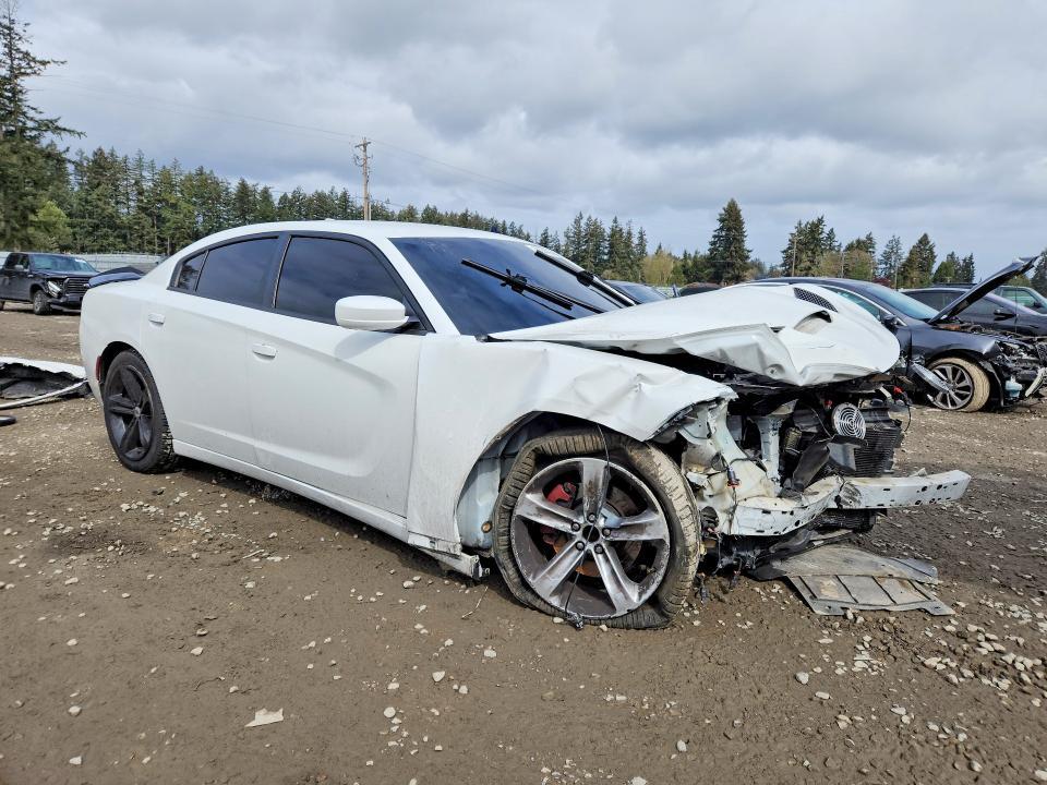 2018 Dodge Charger r