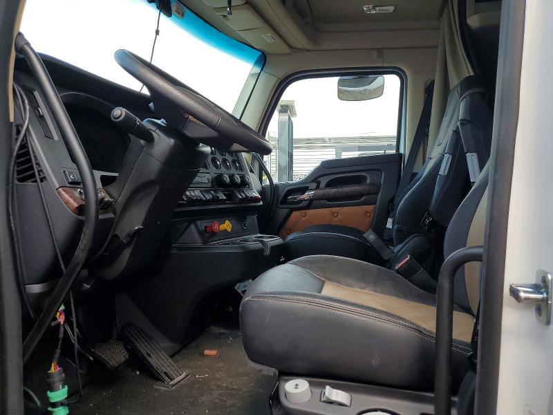 2026 Kenworth Constructi-Semi Truck