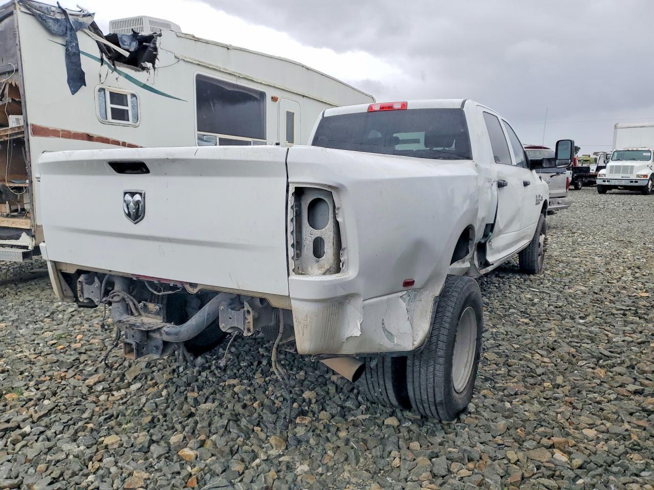 2018 Dodge RAM 3500 ST