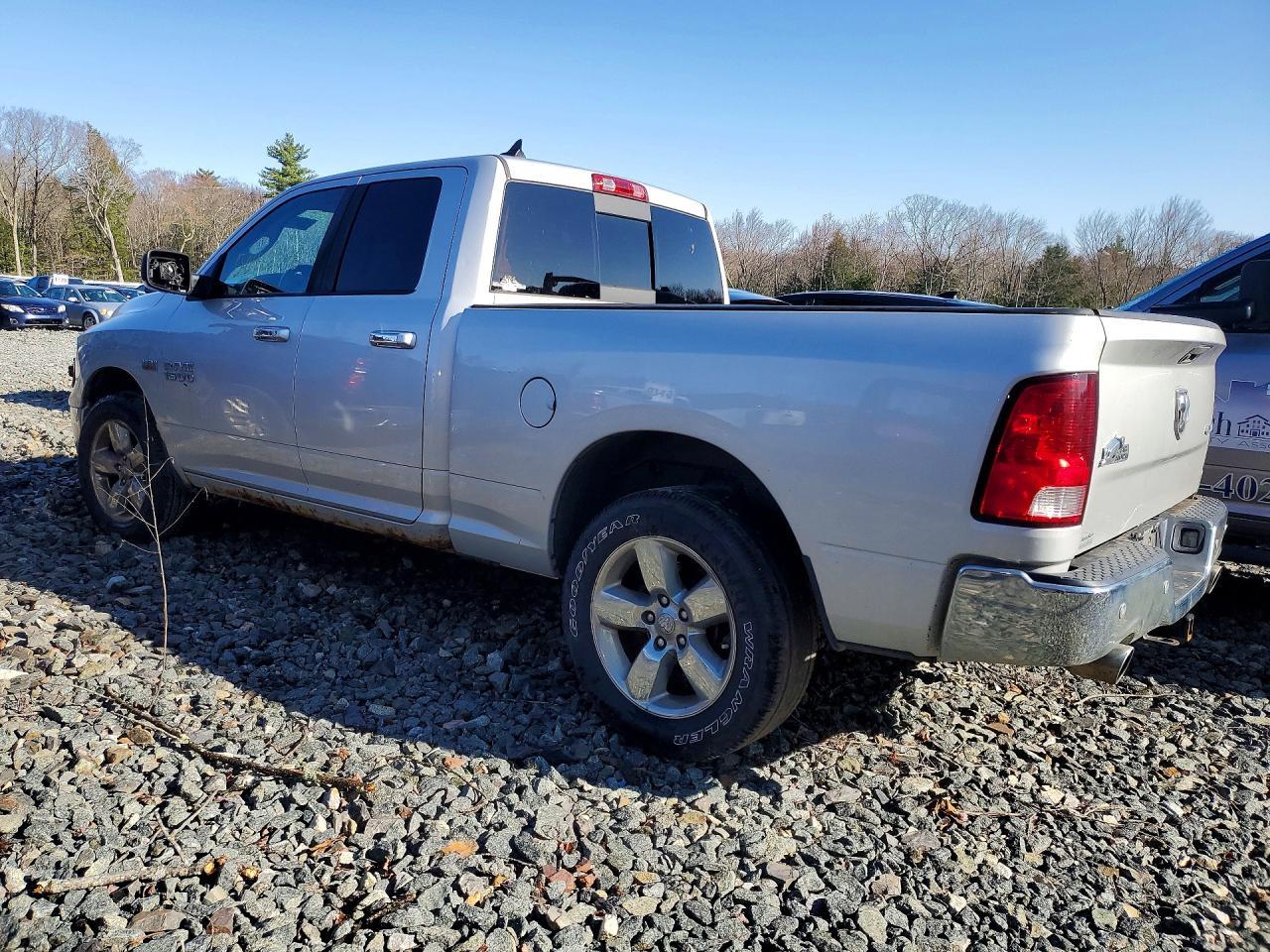 2015 Dodge RAM 1500 SLT
