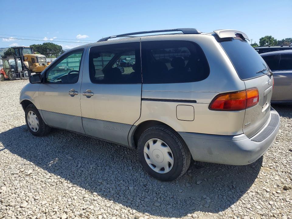 2000 Toyota Sienna le
