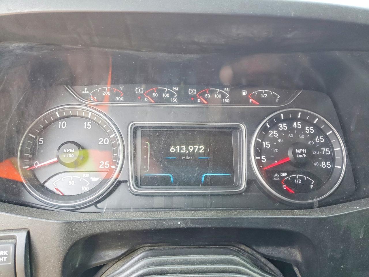 2019 International LT625 Semi Truck