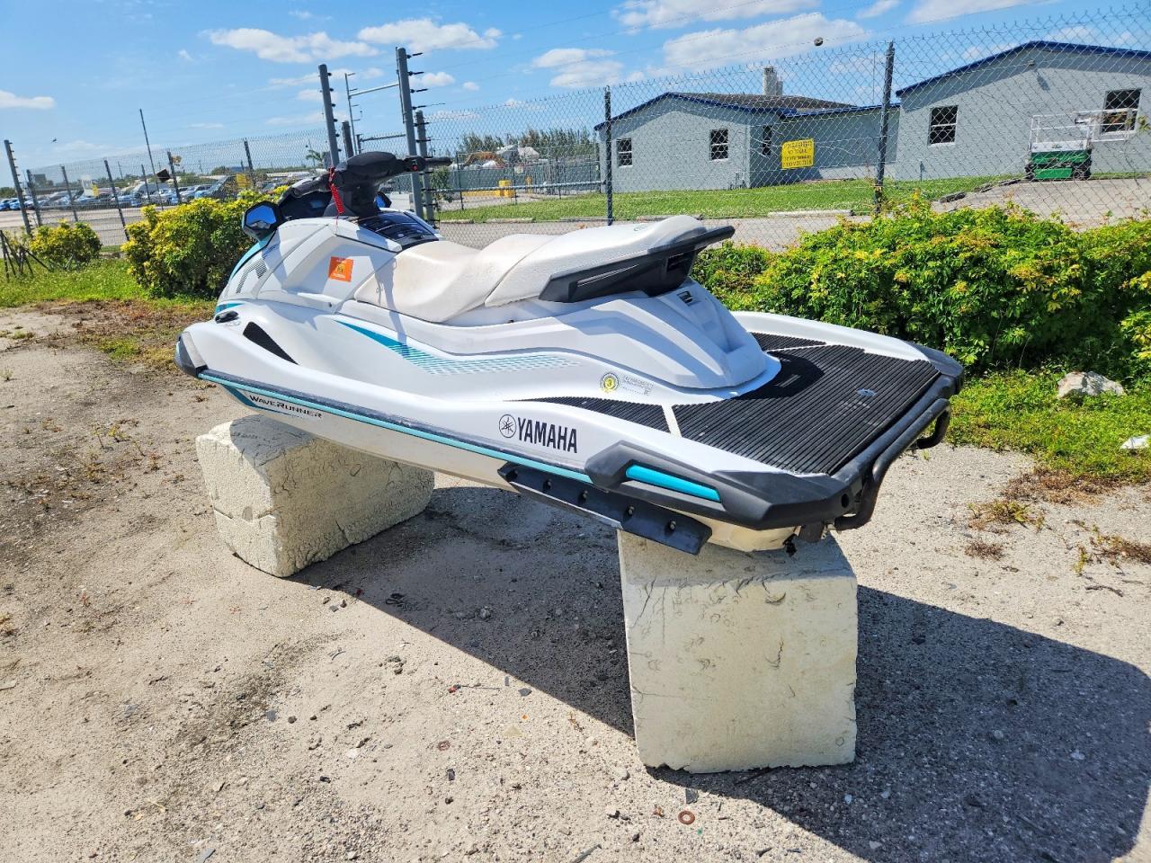 2025 YAM Yamaha VX