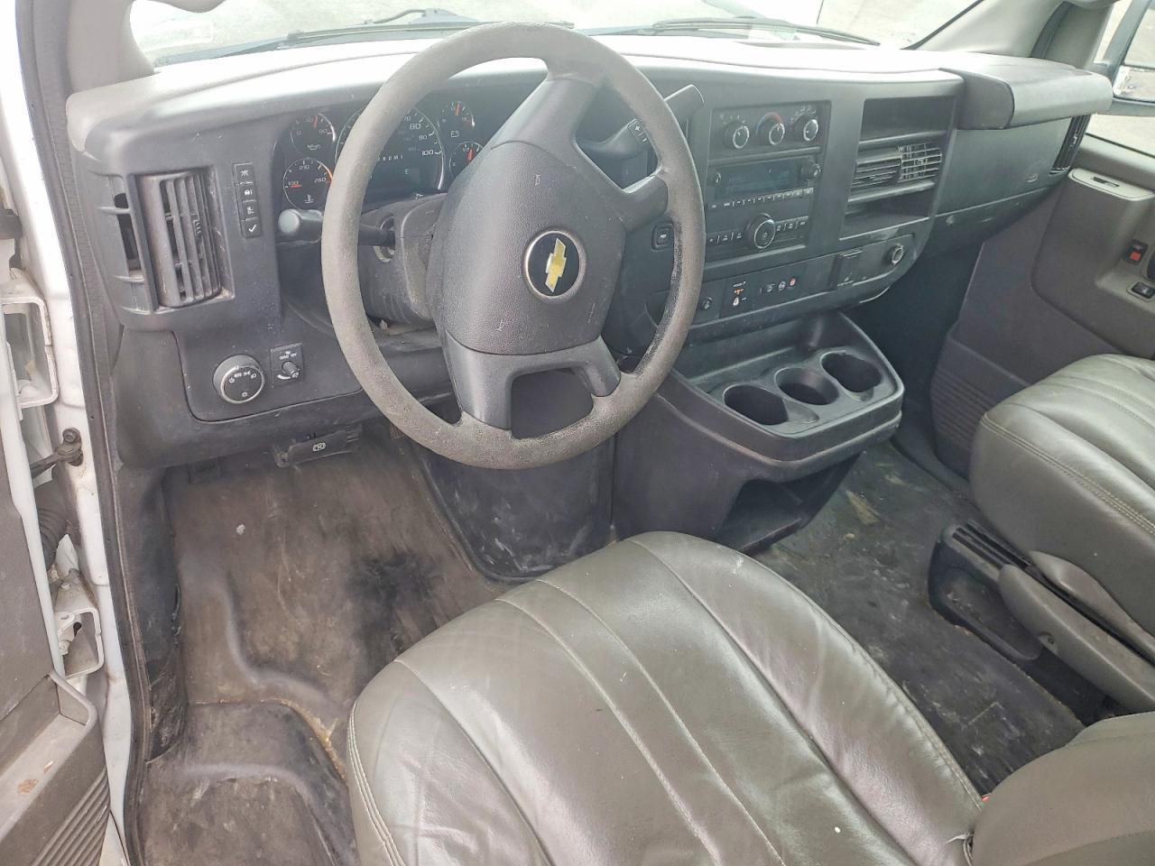 2017 Chev Express G2500