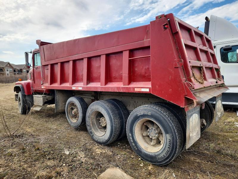 1996 International 5000SFA  Dump Truck