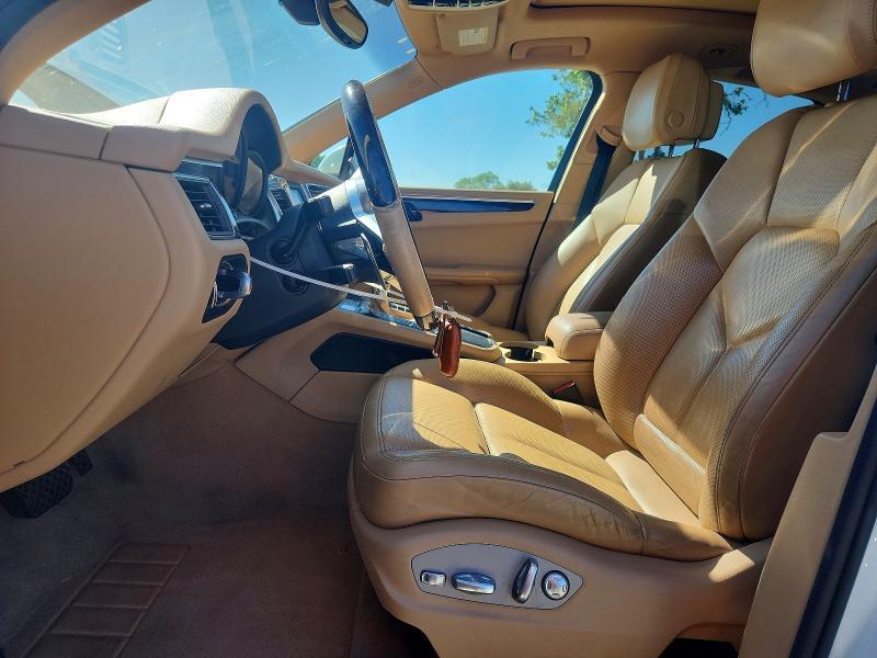 2016 Porsche Macan s