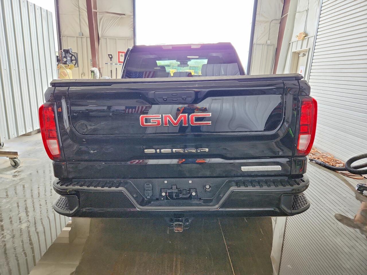 2023 GMC Sierra K1500 Elevation