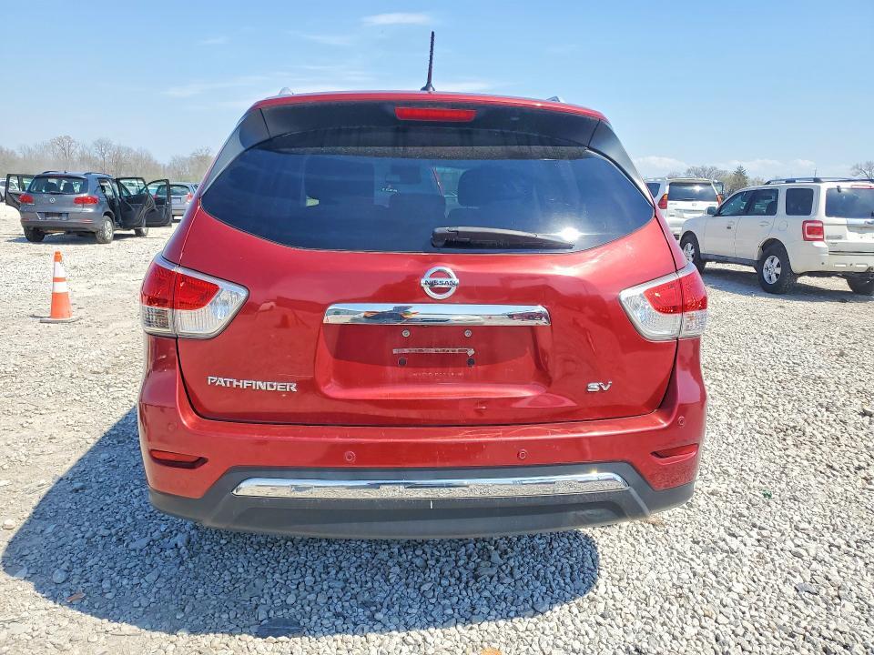 2015 Nissan Pathfinder sv