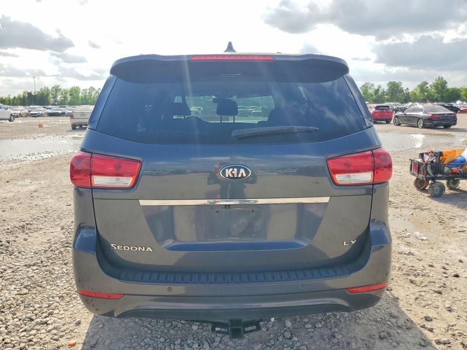 2015 KIA Sedona lx
